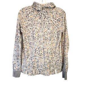 Lululemon  Gather Me Slightly Ladies 6 Grey Floral